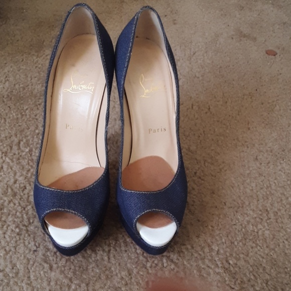 Shoes - Picture 3 of 3